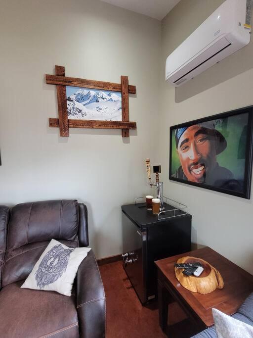 The Best 2 Bedrooms Suite In Revelstoke! Esterno foto